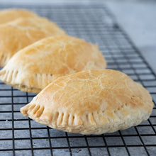 Load image into Gallery viewer, Spicy Turkey Sade's Pie (14-Pies or 4-Pies)